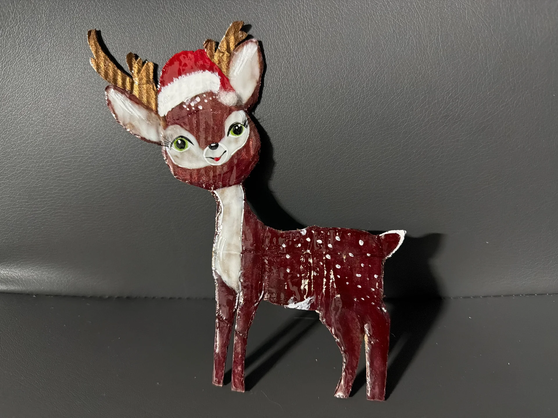 Олень новогодний